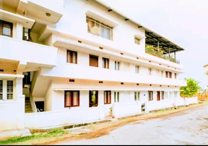 Wheel To Hills Stay Inn Service Apartments Chikmagalur Ngoại thất bức ảnh