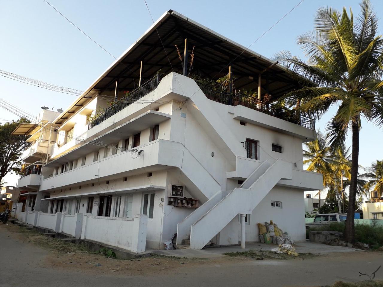 Wheel To Hills Stay Inn Service Apartments Chikmagalur Ngoại thất bức ảnh